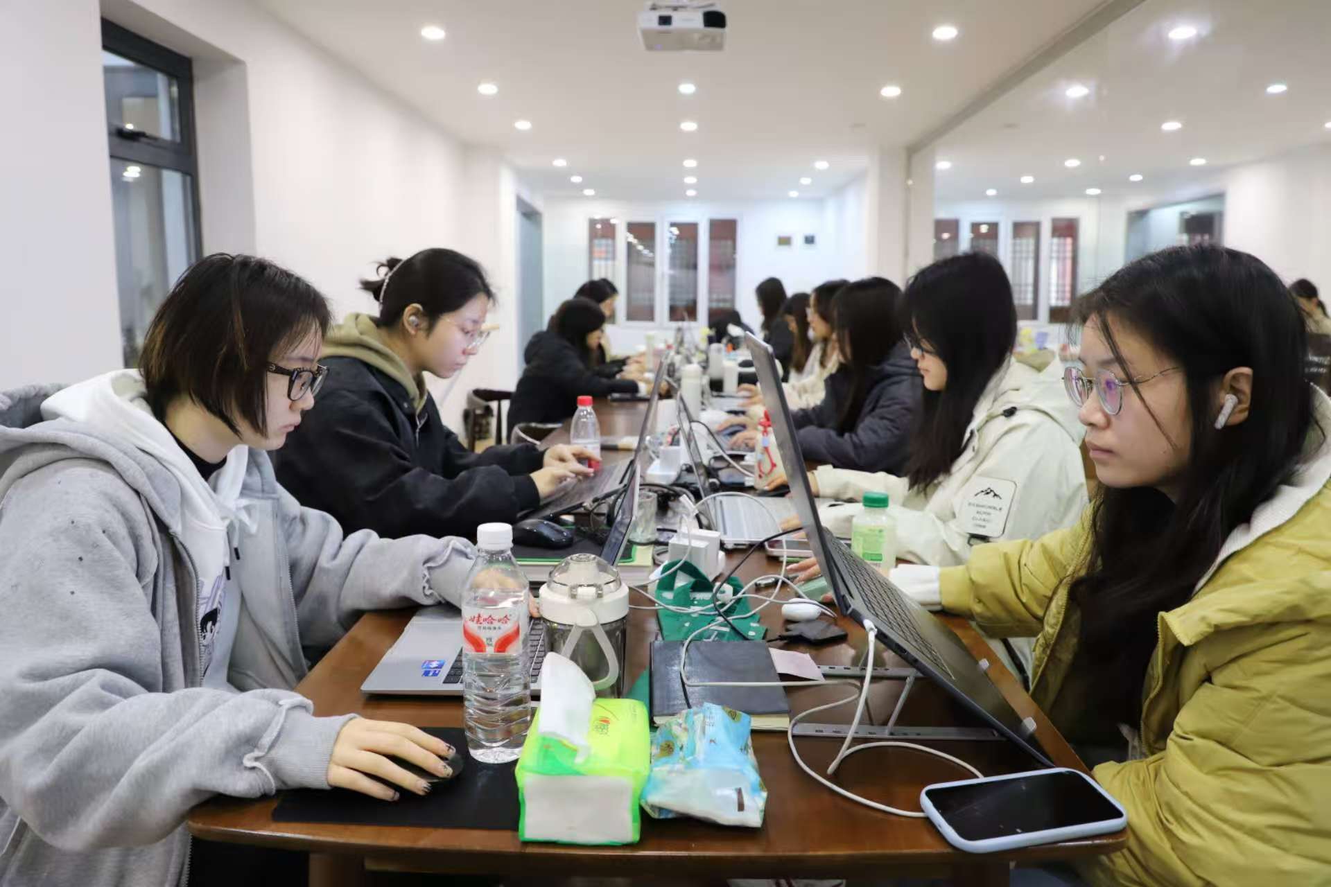 微信图片_20251128202850_1392_16.jpg